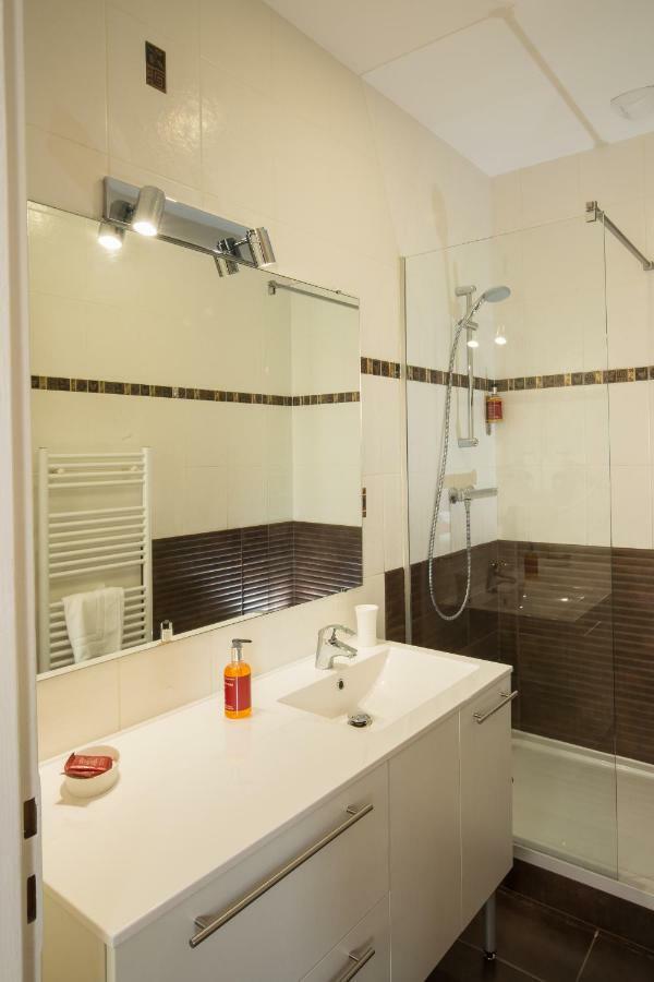 Lyon Cosy Stay Bagian luar foto