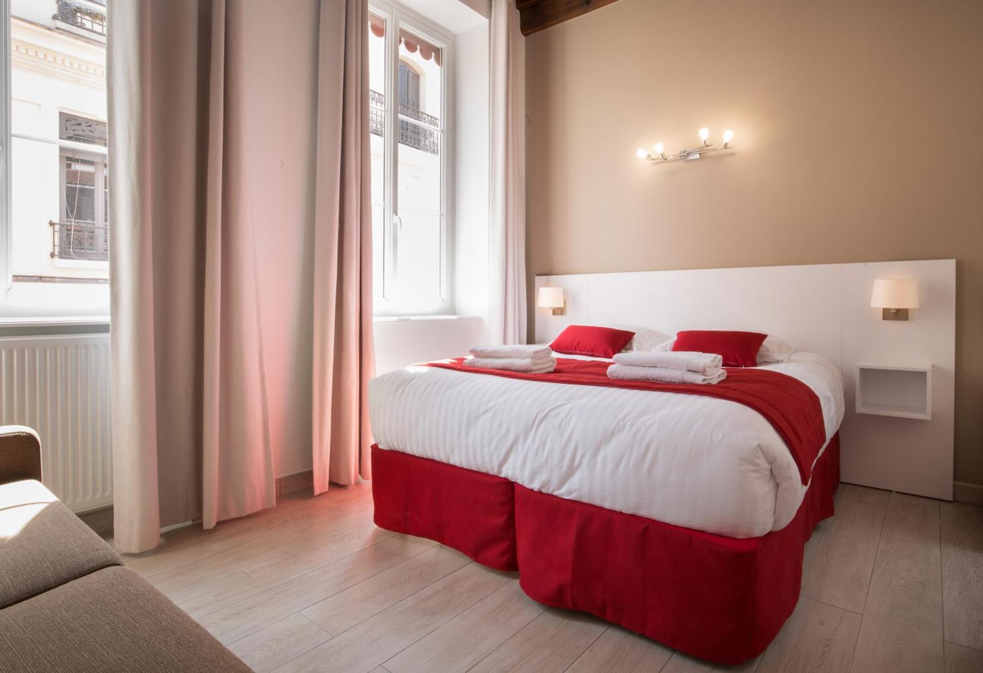 Lyon Cosy Stay Bagian luar foto